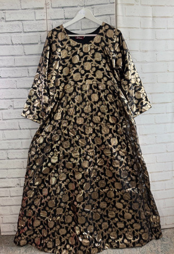 Dramatic metallic gold - gold, black