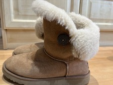UGG Bailey Button short chestnut boots , UK size 8.5, Eur size 41