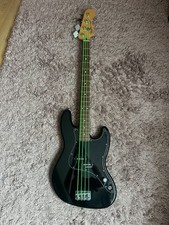 Fender Mark Hoppus Signature