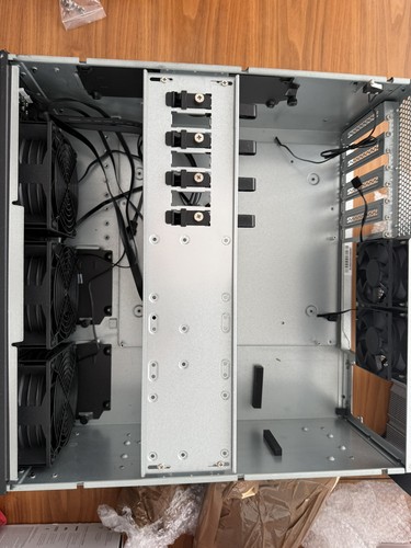 Silverstone rm44 - silverstone,