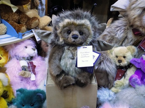 Charlie bears tizzie - charlie,
