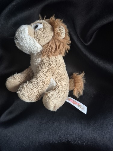 Very small lion - very,