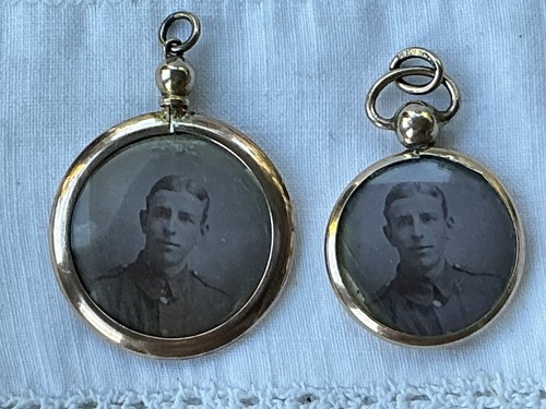 Two antique 9ct - antique,