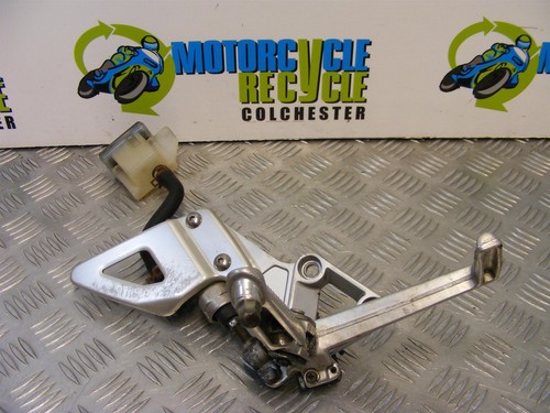 Suzuki gsxr 600 srad - suzuki, footrest