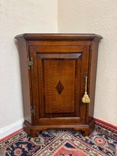 FANTASTIC QUALITY OAK CORNER CABINET/CUPBOARD