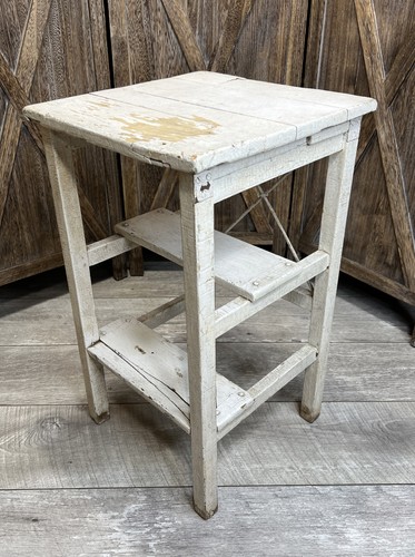 Vintage primitive wooden step - vintage,