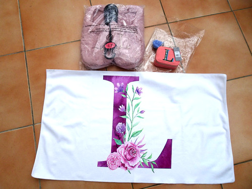 Letter collection initial - letter, l