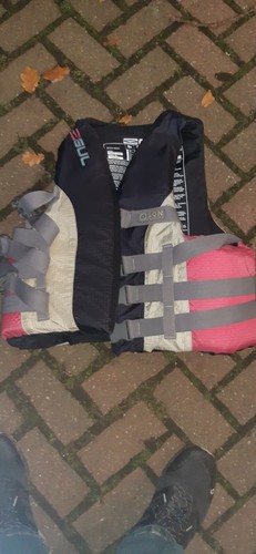 Gul life jacket - gul, size