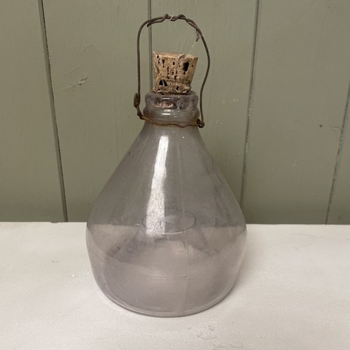 Vintage glass fly wasp - /,