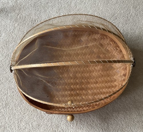 Handwoven oval bamboo - handwoven,