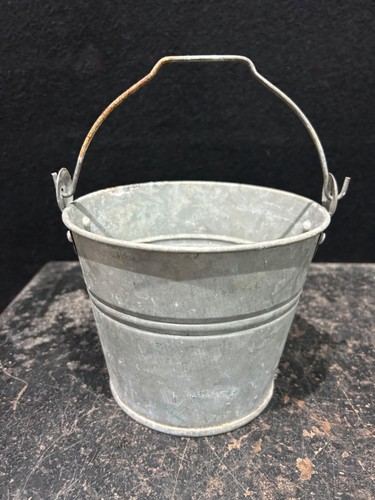 Vintage galvanised metal - vintage,