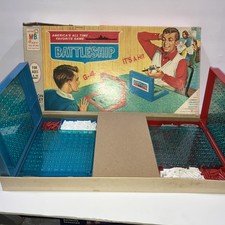 Vintage 1967 Battleship Milton