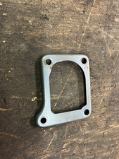 SUZUKI GP100/GP125 CARB CABLEHOLDER SURROUND
