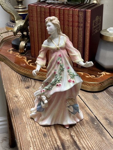 Rare royal doulton - rare,