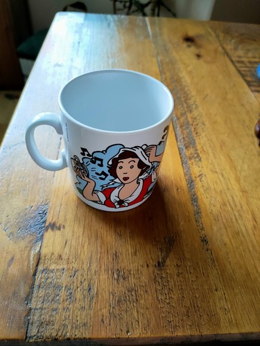 Ovaltine musical mug - musical,