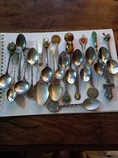 18 Souvenir Vintage Teaspoons