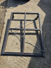  Menage Arena paddock Leveller