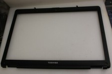 Toshiba Satellite L300 L300D LCD Screen Bezel V000130010
