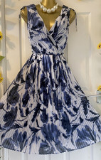 ✨ BNWT Monsoon Avondale