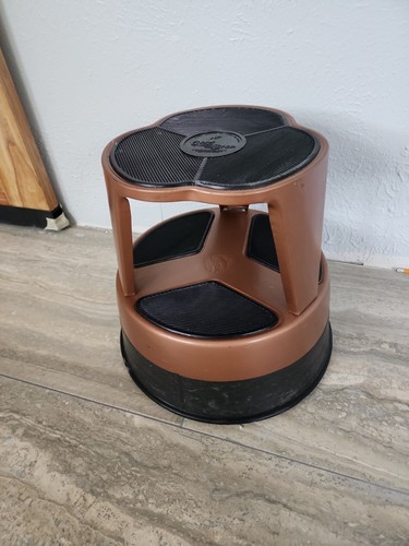 Vintage kik step - stool, 14"