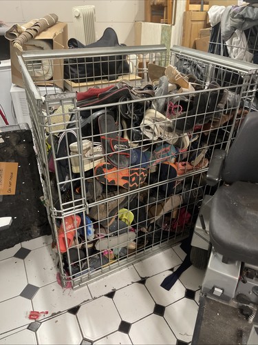 Pallet cage with - cage, gate