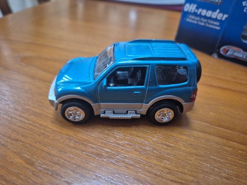 Mitsubishi showgun pajero 2 - mitsubishi,
