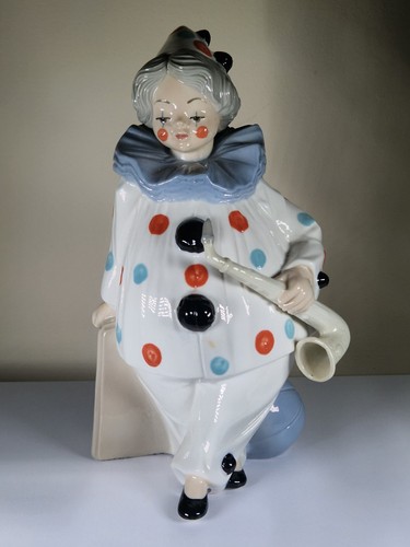 Tengra porcelain clown - porcelain,