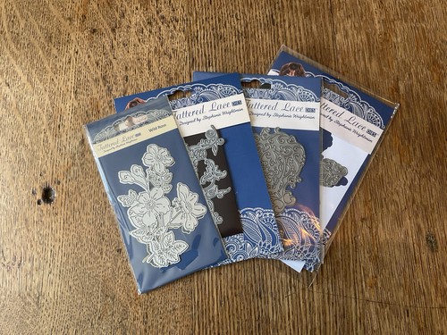 Tattered lace dies - lace, set