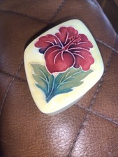 Moorcroft Hibiscus Pattern