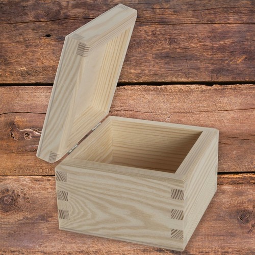Wooden box with lid - lid, clasp