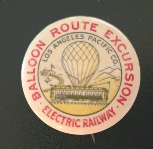 1909 pinback celluloid button - 1909,