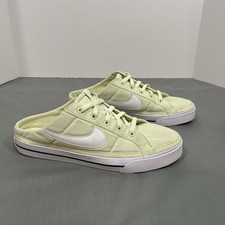 Nike Court Legacy Mule Shoes