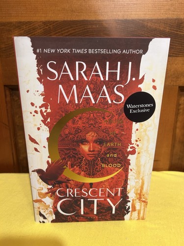 House earth and blood sarah - of,
