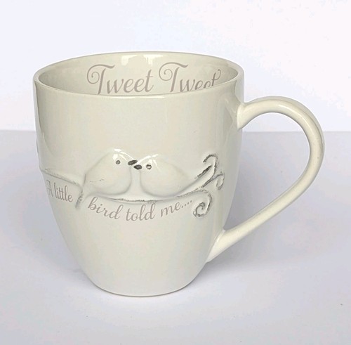 Very pretty next little bird - very,