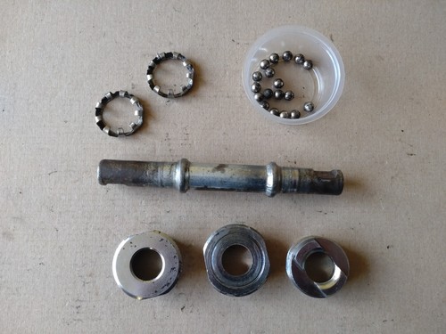 Vintage bike cottered bottom - cottered,