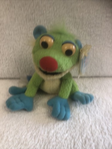 Treelo the lemur from bear - from,