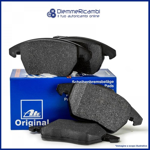 Brake pad kit ate front - front, for