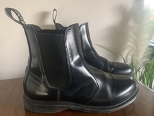 Dr Marten Chelsea "FLORA" Boot