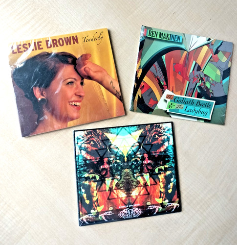 Mixed lot 3 genre - 3,