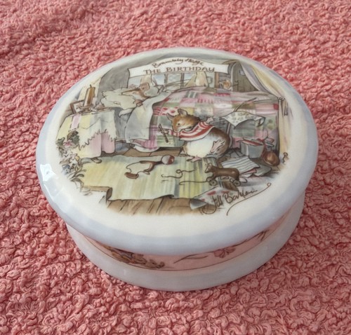 Vintage royal doulton brambly - royal,