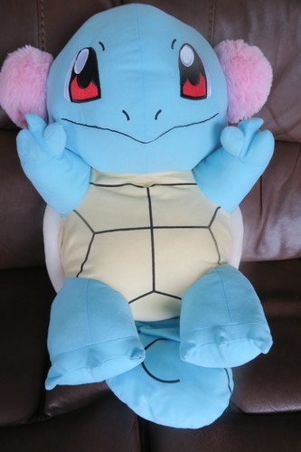 Official pokémon squirtle - pokémon,