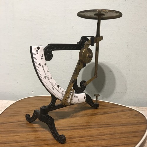 Letter scale vintage enamel - letter,