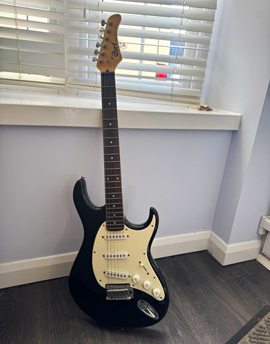 Cort series black - black, electric