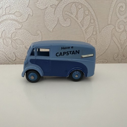 Dinky toys 465 morris - 465.,