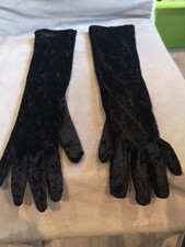 Ladies Long Velvet Gloves Evening Wear Dress Up Fancy Dress.