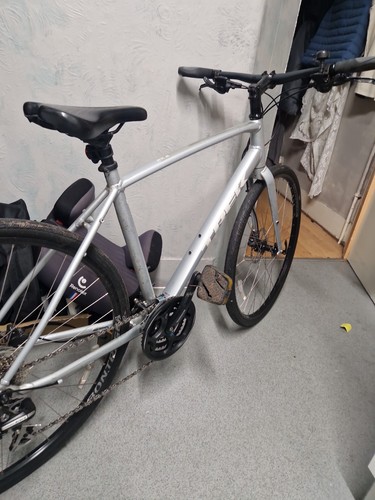 Trek fx2 hybrid bike large - trek,