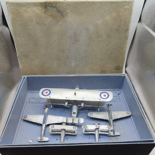 Dinky prewar raf - dinky,