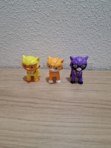Paw patrol cat - paw, leo