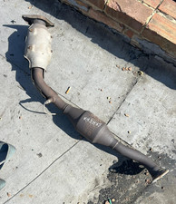 Front Catalytic Converter 200101VA0C For NISSAN Serena 2010-2016 DAA-HFC26