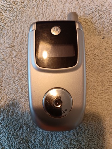 Motorola flip phone v220 - flip,